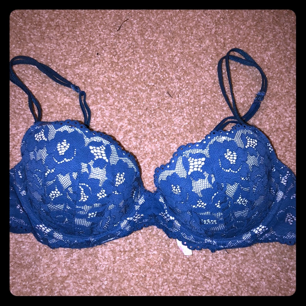 Victoria’s Secret Pink balconette style bra